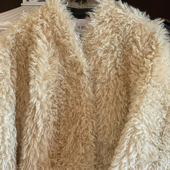 Stand Studio sz 36 4  ivory Carolina Coat faux fur curl nwt - Picture 9 of 11